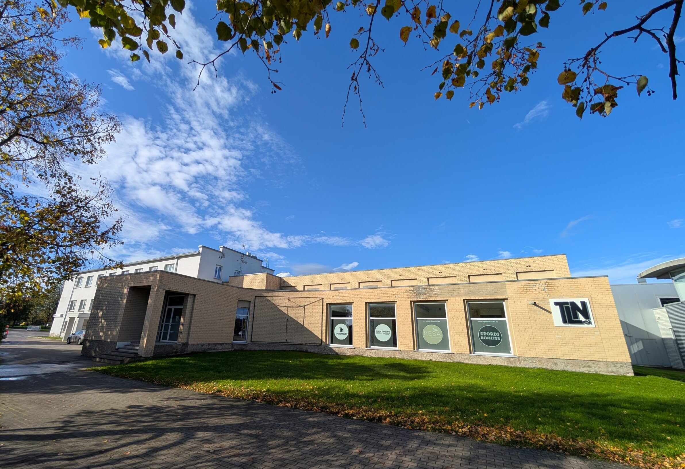 PXL_20261011_101937023